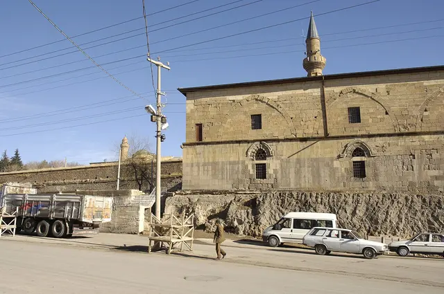 Sungur Ağa Camii
