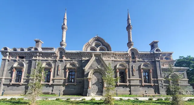 Fethiye Camii, Kars