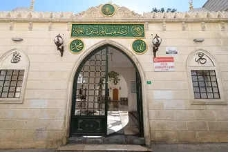 Nur Zehraiye Camii