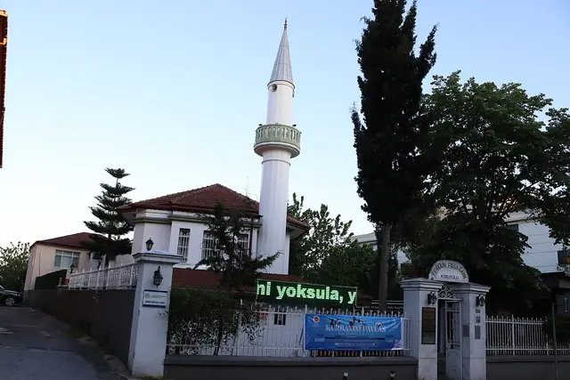 Feridun Paşa Camii