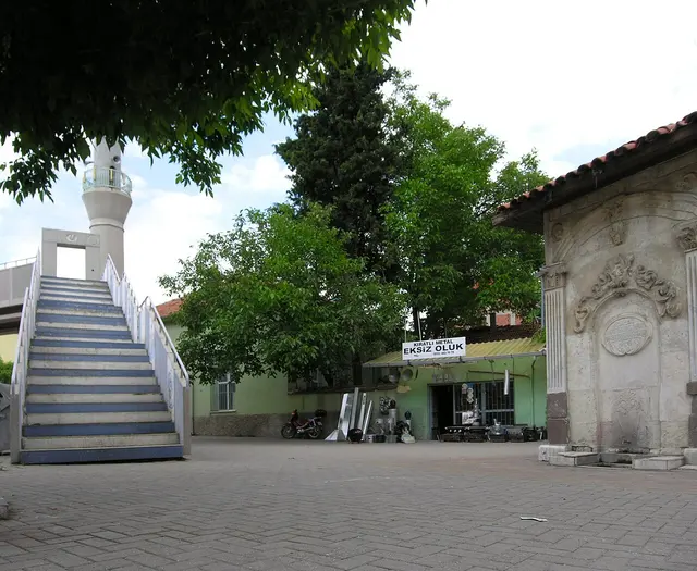 Zincirli Camii, Uşak