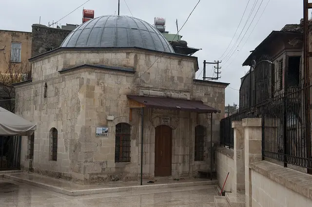 Alemdar Camii, Adana