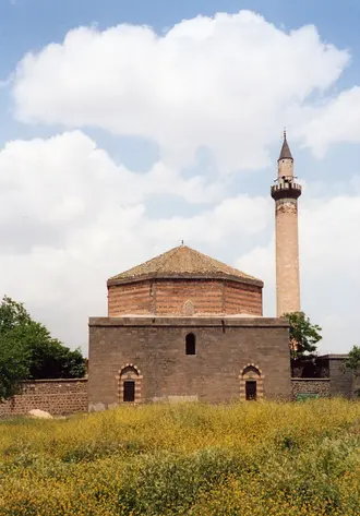 Sur, Diyarbakır'da cami