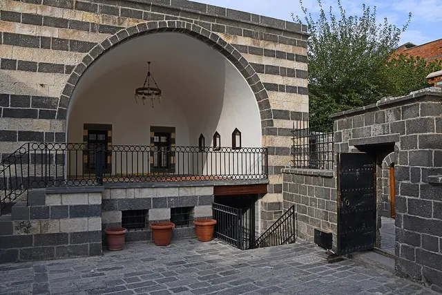 Kadı Camii