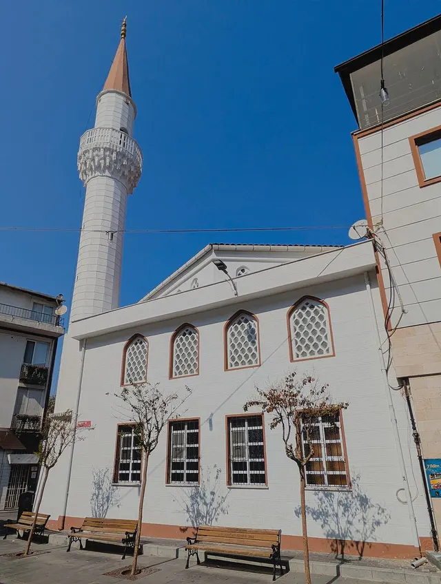Geredeli Çelebi Camii