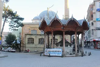 Biga Çarşı Camii