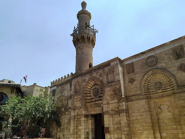 Akmer Camii