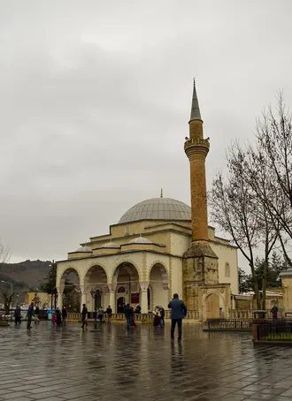 Veysel Karani Camii