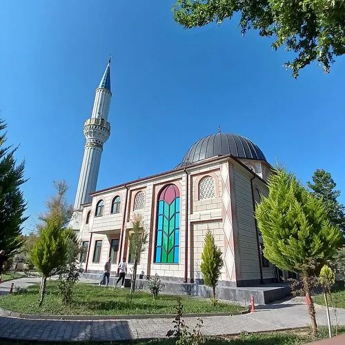 Çeşmeci Millet Camii