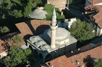 İbn Neccar Camii