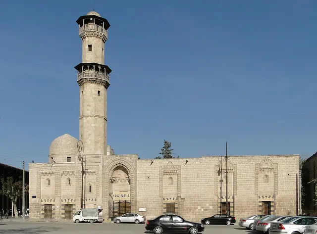 Atrûş Camii