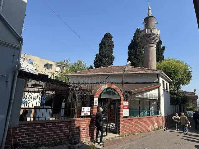 Canbaziye Camii