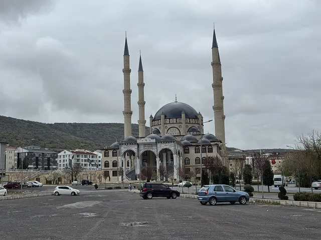 Nevşehir camisi