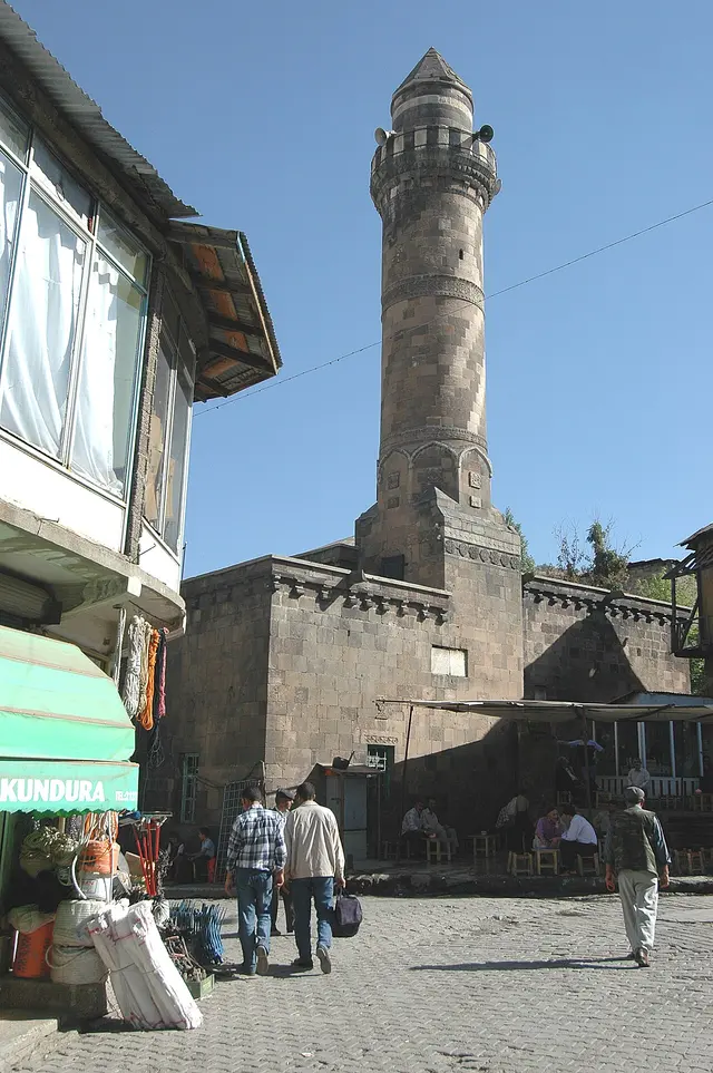 Alaeddin Bey Camii