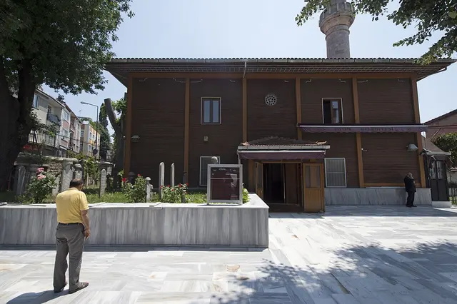 Hürrem Çavuş Camii