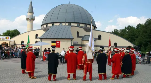 Diyanet Yunus Emre Moskee
