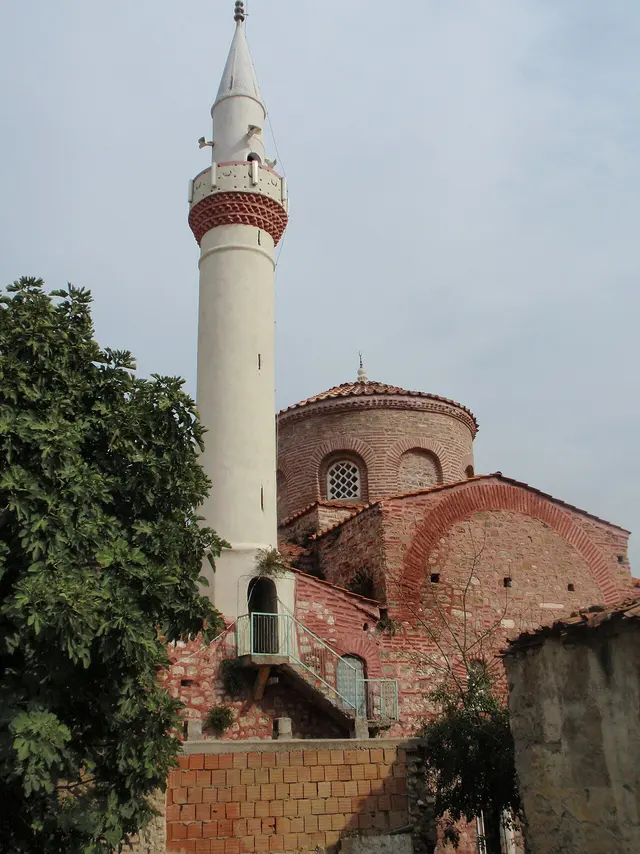 Fatih Camii, Tirilye