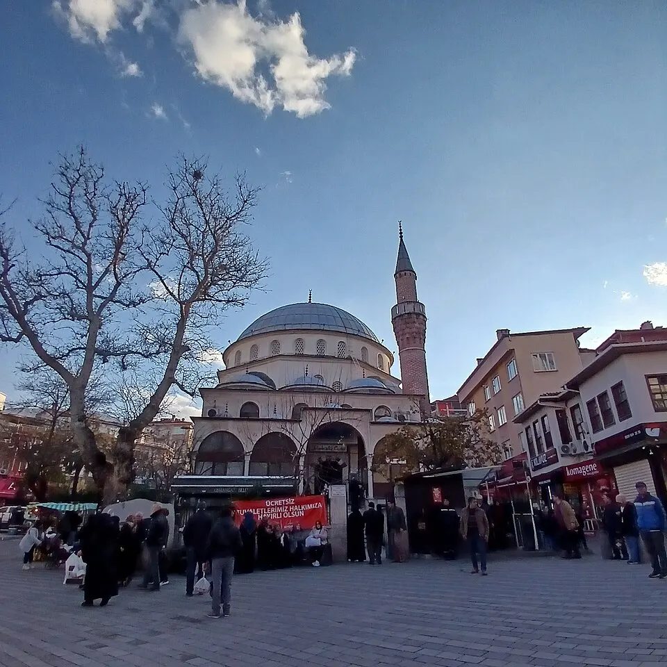 Şehreküstü Camii