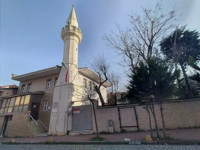 Çakır Ağa Camii