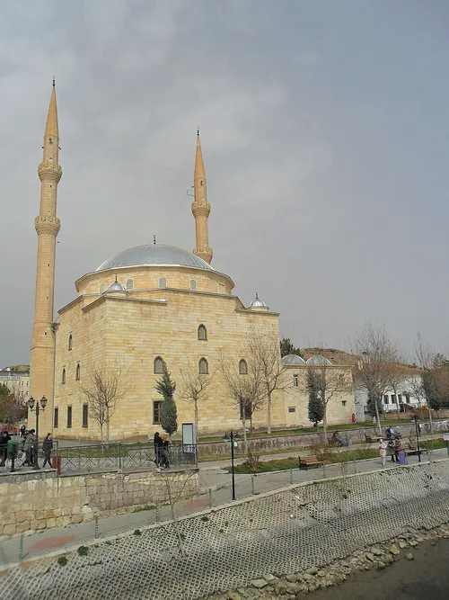 Merkez Cami