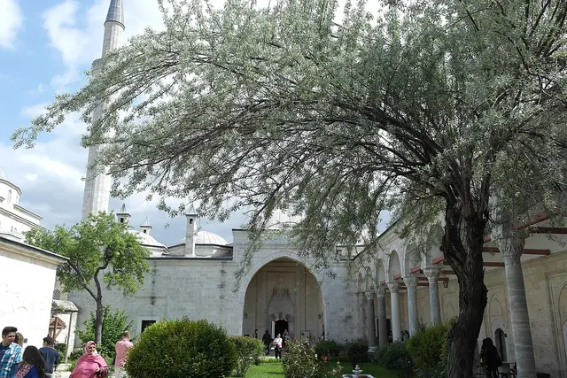 İkinci Bayezid Camii