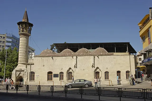 Adana Yeni Camii