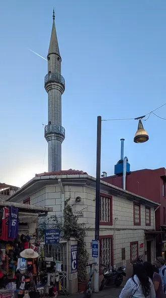 Kethuda Çarşı Camii
