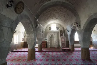 Karamanoğlu Camii