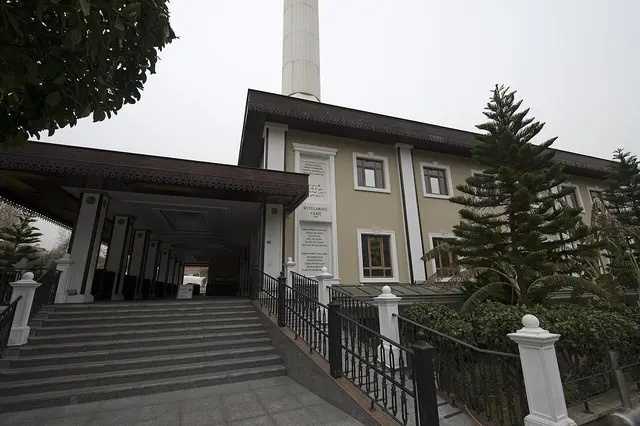 Kuyularönü Camii
