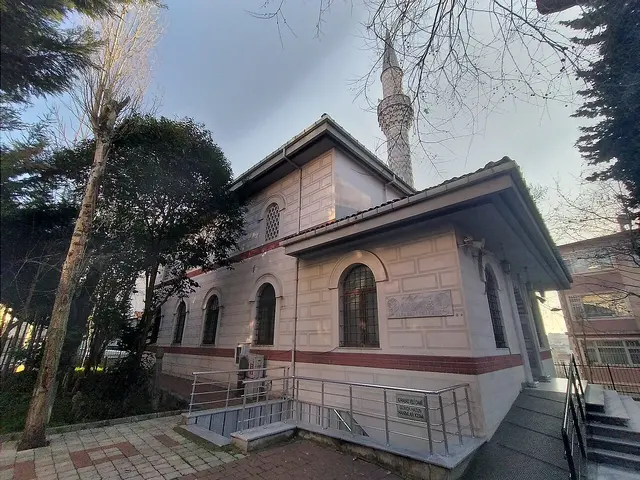 Karabaş Veli Camii