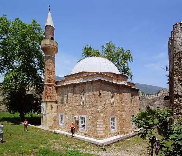 Mamure Camii
