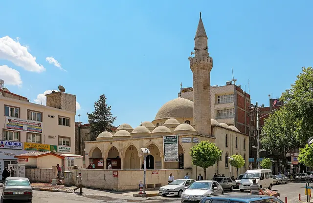 Yenipınar Camii