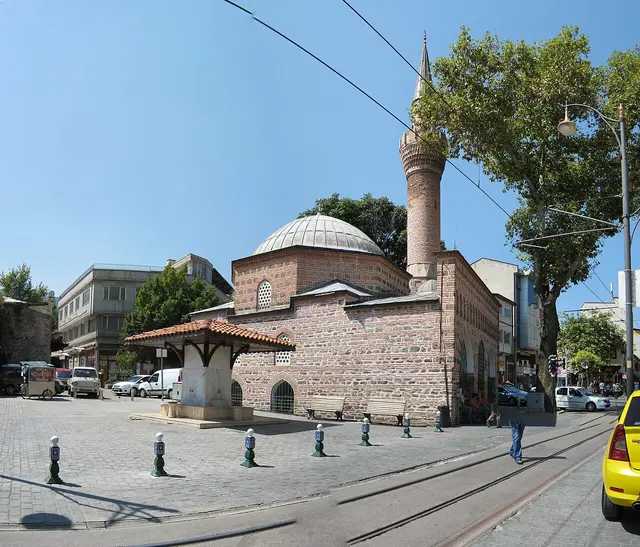 Yiğit Köhne Camii