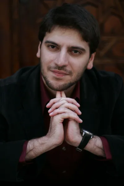 Sami Yusuf, fotoğraf 1