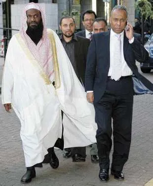 Adil el-Kelbani, fotoğraf 4